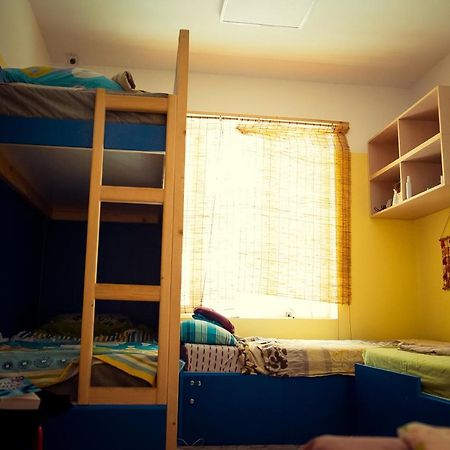 Gagarin House Hostel Varna ภายนอก รูปภาพ